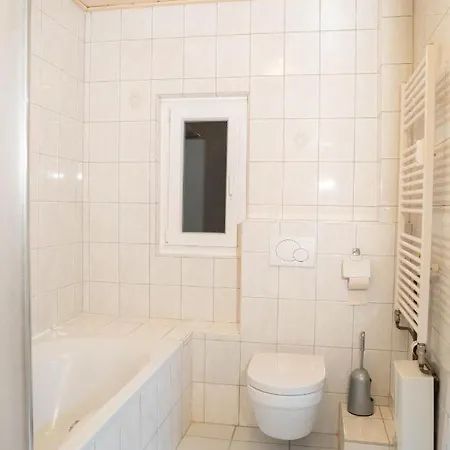 Ferienwohnung Haus Kim Thinh Betzdorf Exterior foto